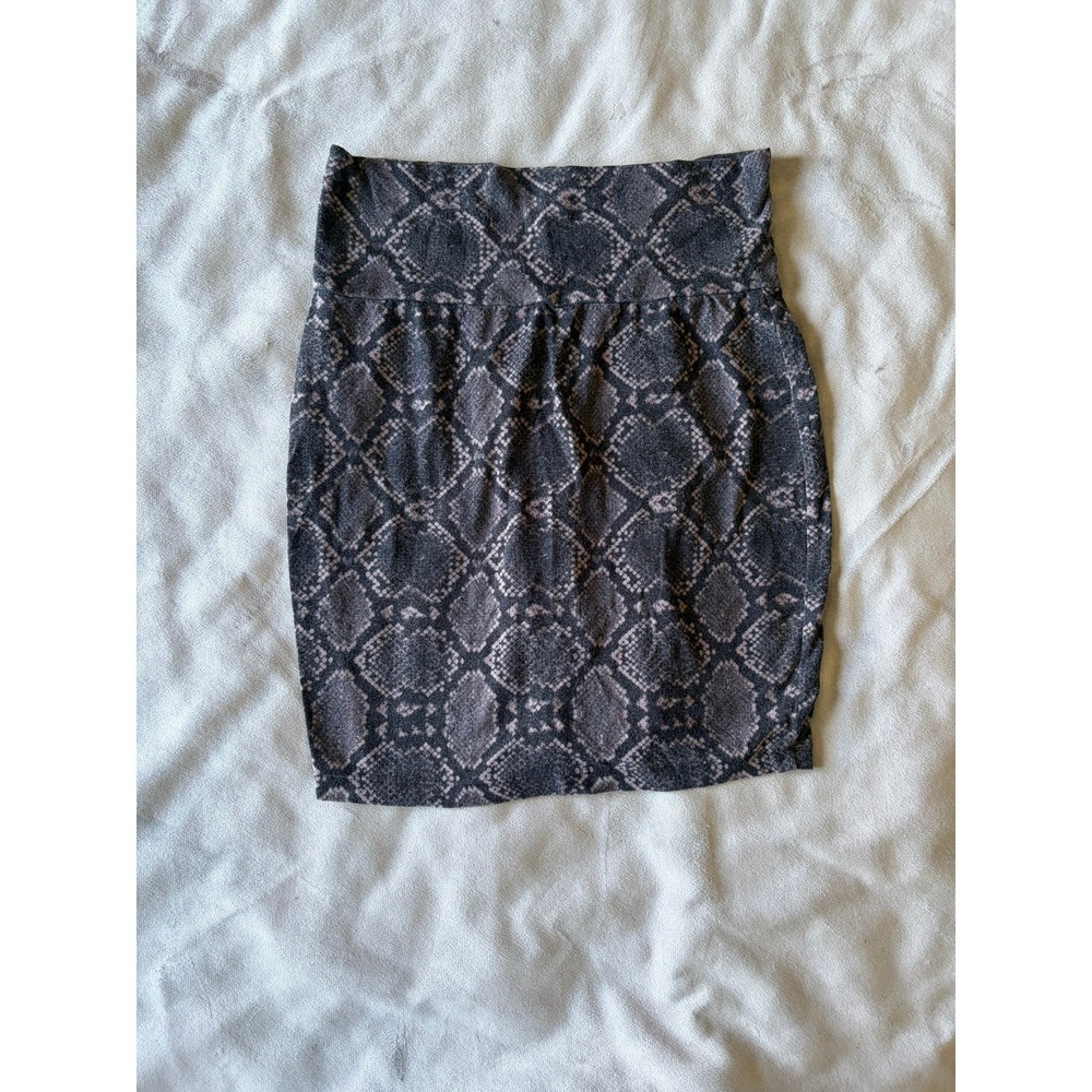 Charlotte Russe Pink Grey Snakeskin Print Mini Skirt Bodycon High Waisted Small